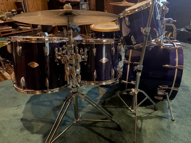 Yamaha Beech Custom Set in Drums & Percussion in Calgary - Image 3