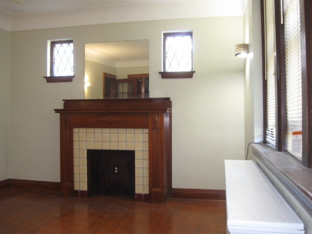 Rent Just Reduced: Actual Large and Proper Bachelor Apartment 3