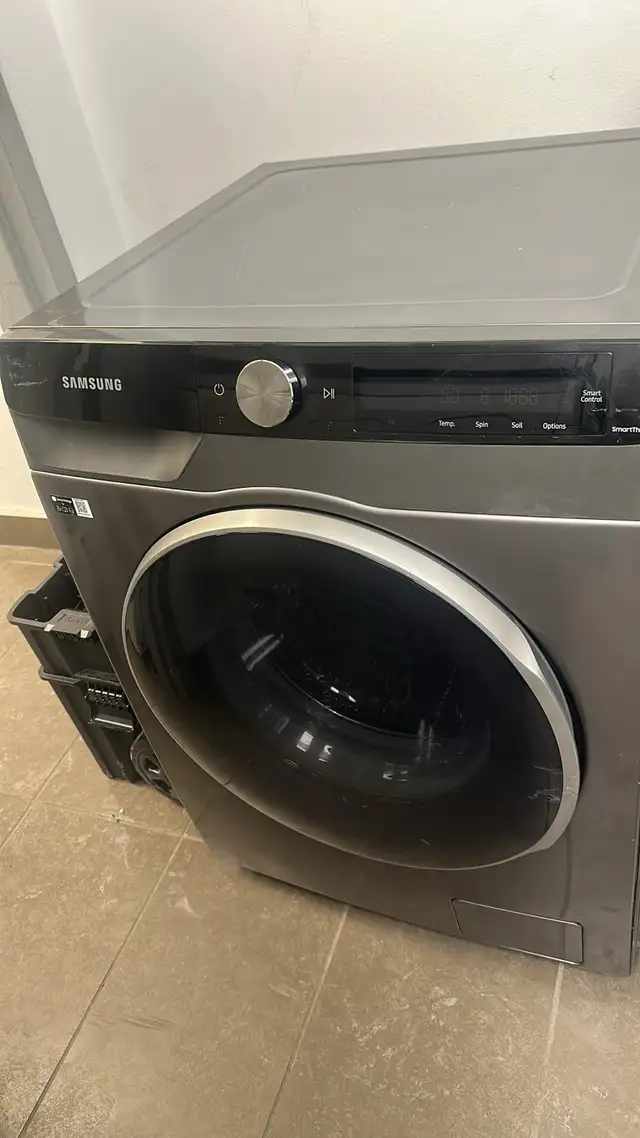Samsung Washer in Washers & Dryers in City of Montréal - Image 2