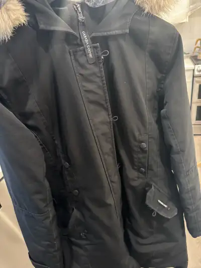 Canada goose woman jacket L, View more