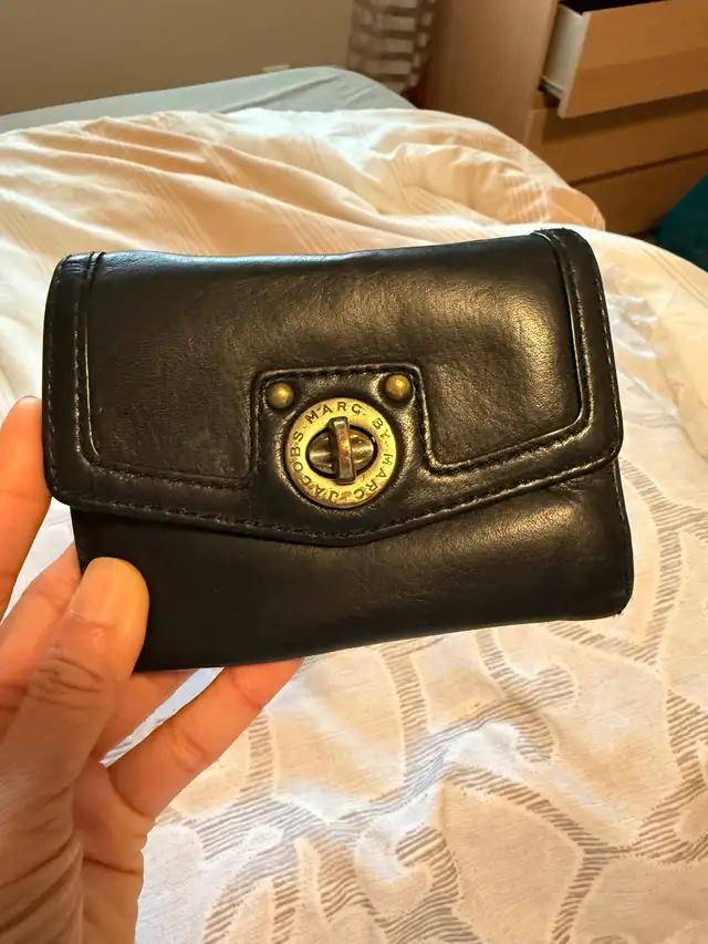 Authentic Marc Jacobs wallet real leather in Women's - Bags & Wallets in London - Image 2