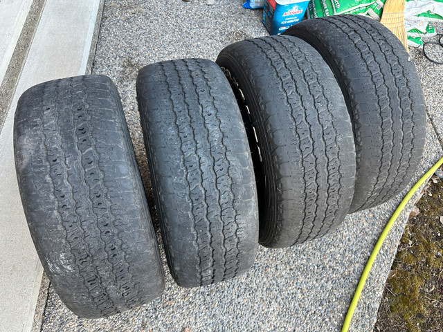 Set of 4 275/55R20 tires in Tires & Rims in Calgary - Image 4