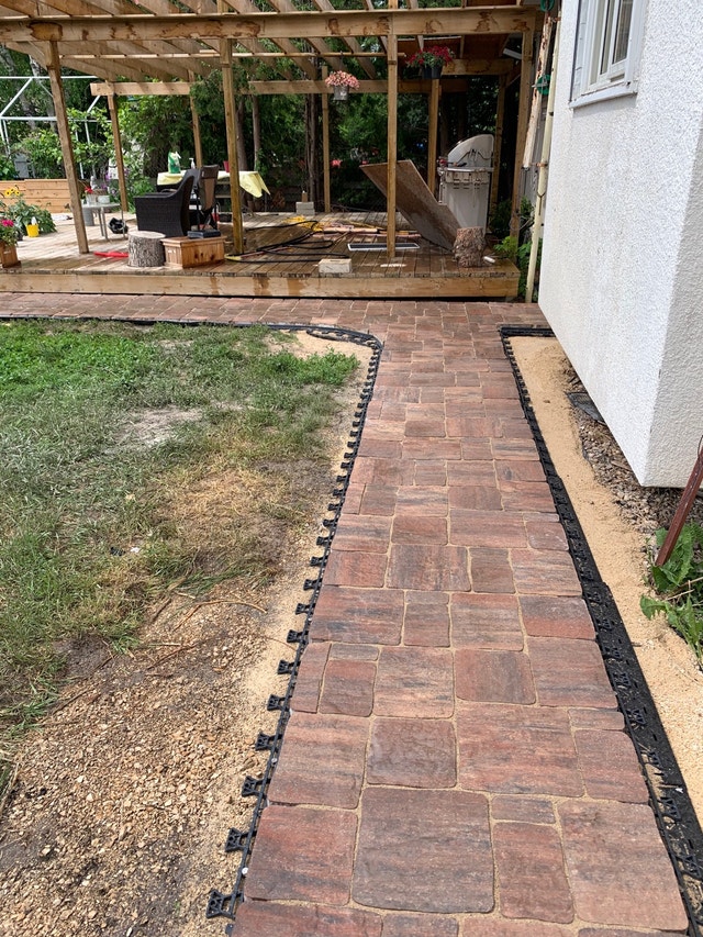 Patio Installation Services Interlock, Paving & Driveways Winnipeg