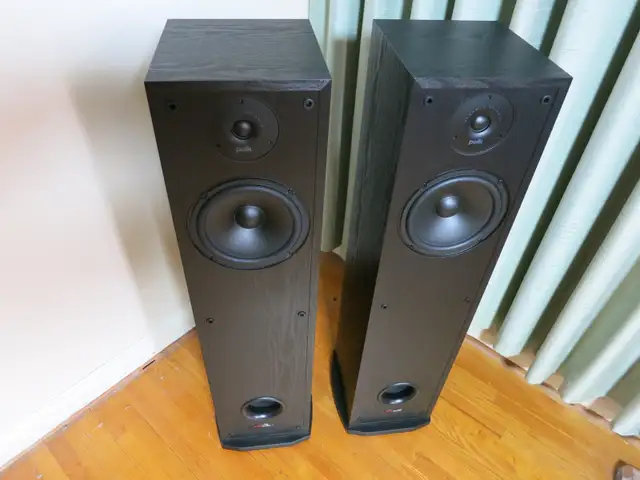 Polk Audio Slim Floorstanding Tower Speakers