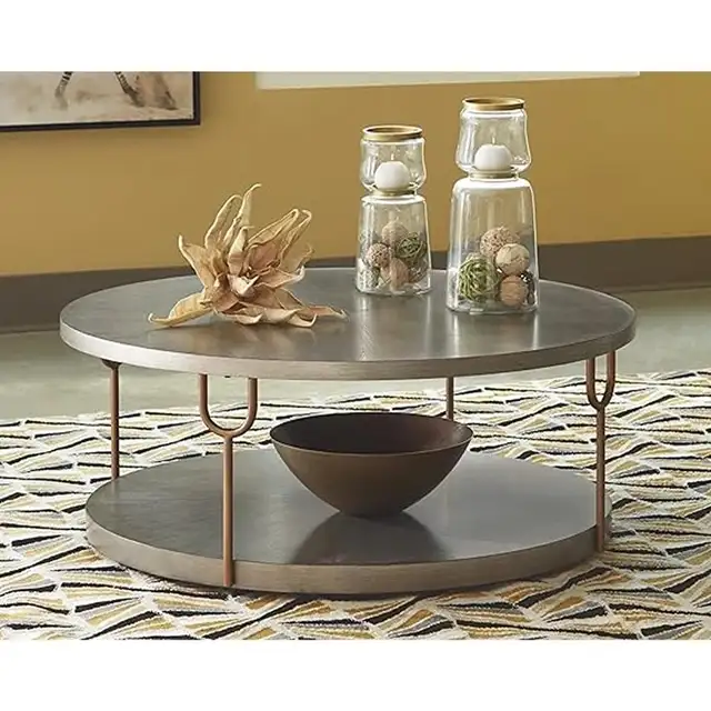 Braelyn Coffee Table in Coffee Tables in Ottawa - Image 2