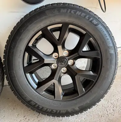 Rav 4 New Winter Wheels (qty 4) 225 65 R17 size Michelin X-Ice snow tires Toyota OEM Satin Black Whe...