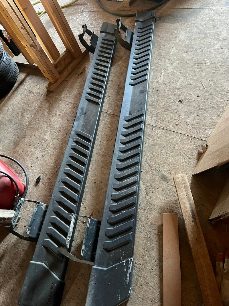 2018 ford f150 crew cab side steps Auto Body Parts Sudbury Kijiji