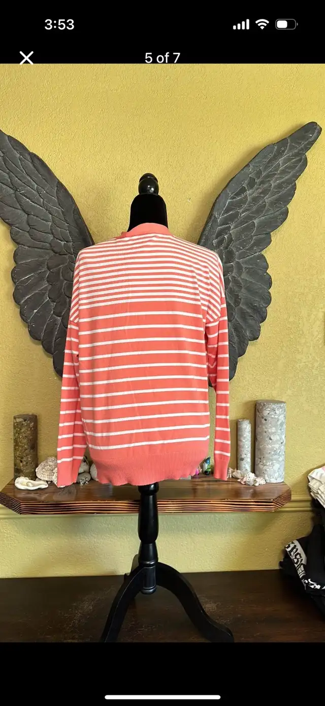 Cyrus Button Down cardigan Sweater in Women's - Tops & Outerwear in Edmonton - Image 8