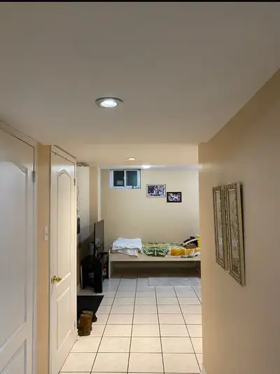 2 bedroom basment for rent close to all amenities Humber college on walking distance main intersecti...