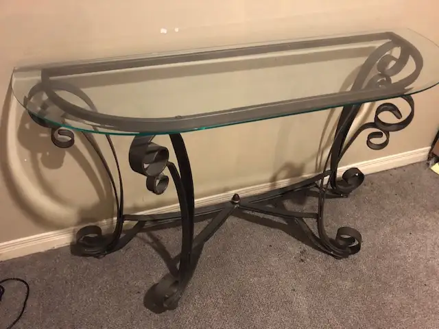 BRAND NEW ACCENT TABLE with glass top in Other Tables in Hamilton - Image 3