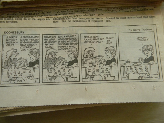 Doonesbury newspaper comic strips in Comics & Graphic Novels in Winnipeg - Image 4