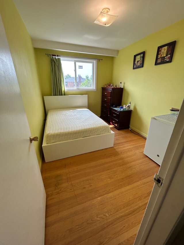 private room for rent  in Long Term Rentals in Mississauga / Peel Region