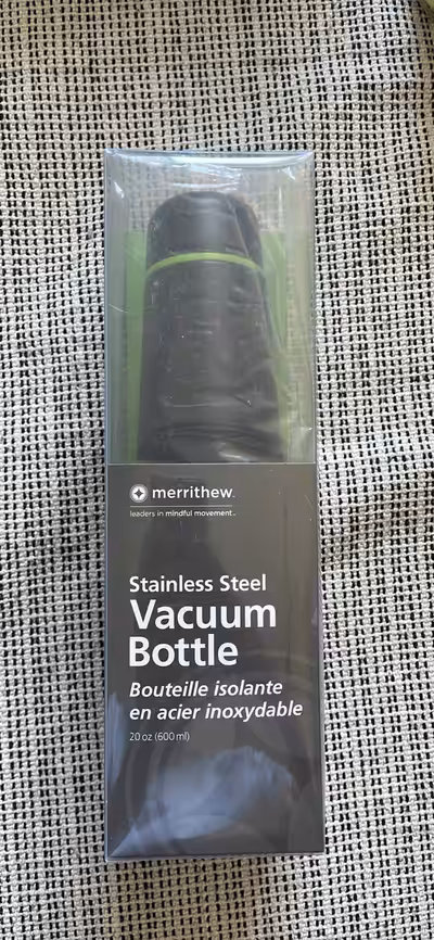 Features: * 20 oz (600 ml) capacity * High-quality stainless steel * Excellent insulation for hot an...