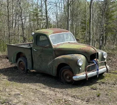 1948/9 Austin truck Solid project truck . Not many around Would make for. Great street rod or the ul...