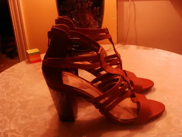 Souliers de marque Jessica in Women's - Shoes in Laval / North Shore - Image 3