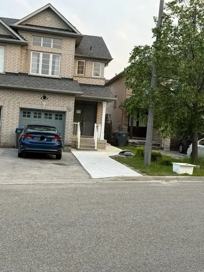 House for rent in Brampton (Airport Rd. & Castlemore Dr.)