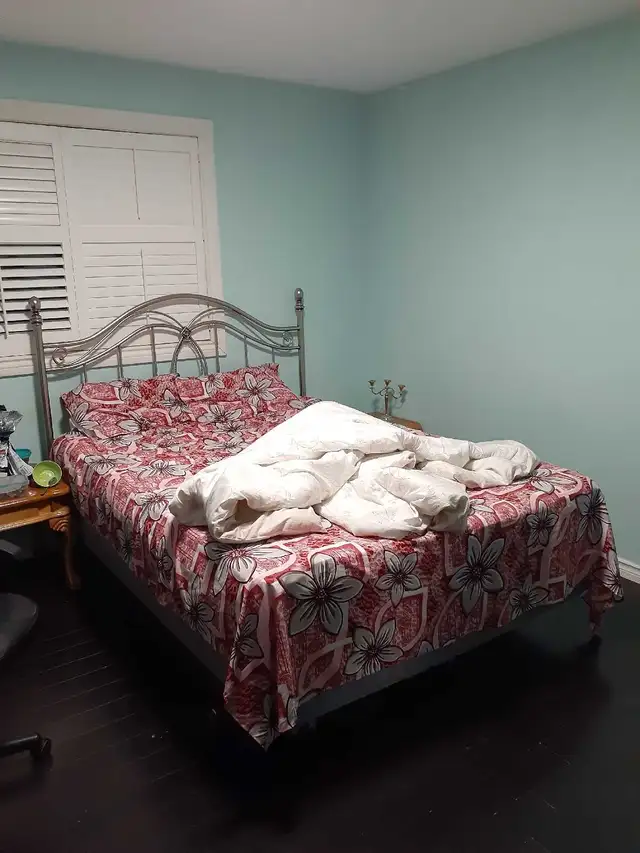 Room available for rent in four bedroom house  in Room Rentals & Roommates in Peterborough - Image 5