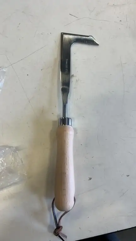 Crack Weeder Crevice Weeding Tool Manual Weeder in Outdoor Tools & Storage in Burnaby/New Westminster - Image 2