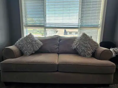 sofa like new. Rarely used, View more