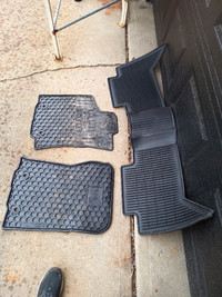 Tacoma floor mat set