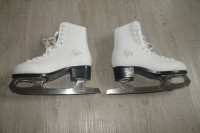 Girl"s skates