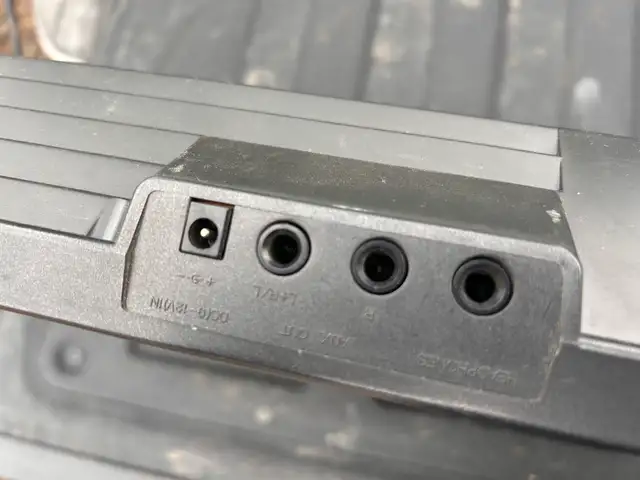 Yamaha PSR-520 Keyboard427545464501053441