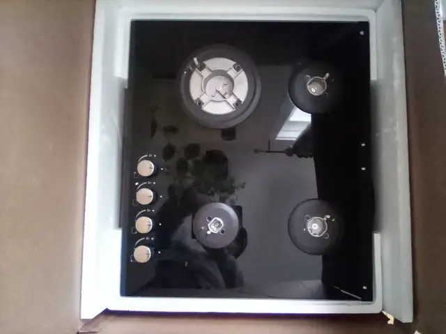 4 Burner Gas Hob/Stove in Stoves, Ovens & Ranges in Kawartha Lakes - Image 9