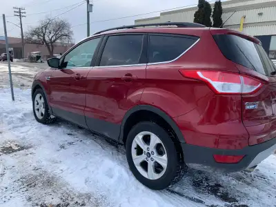 2014 Ford escape Very clean suv no issues As is price $5750