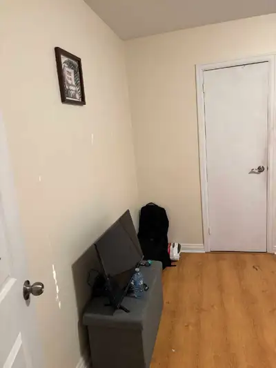 Rooms for Rent  Near Mohawk College