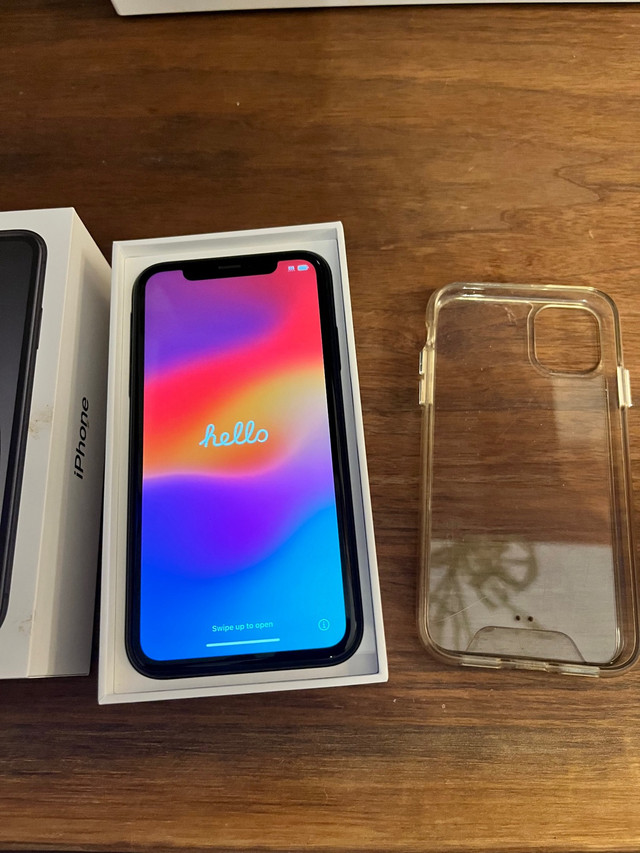 Unlocked iPhone XR Excelent condition  in Cell Phones in Peterborough - Image 4