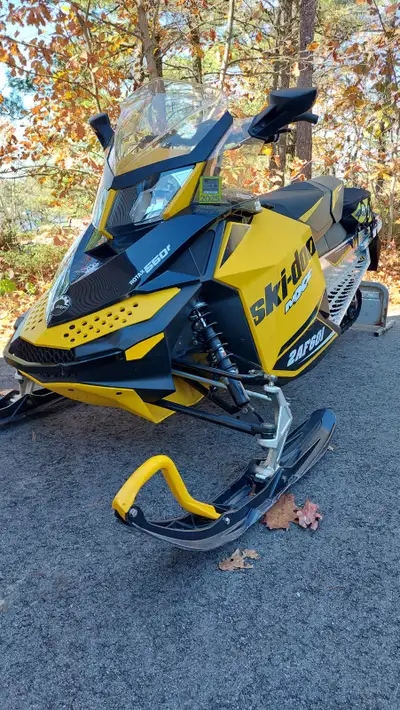 Cottage sled runs great, studded track, mirrors, skidoo bag plus a few more options. Starts on 2nd p...