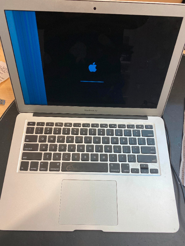 MacBook Laptops LCD Screen Replacement. Fast and Reliable in Laptops in City of Toronto