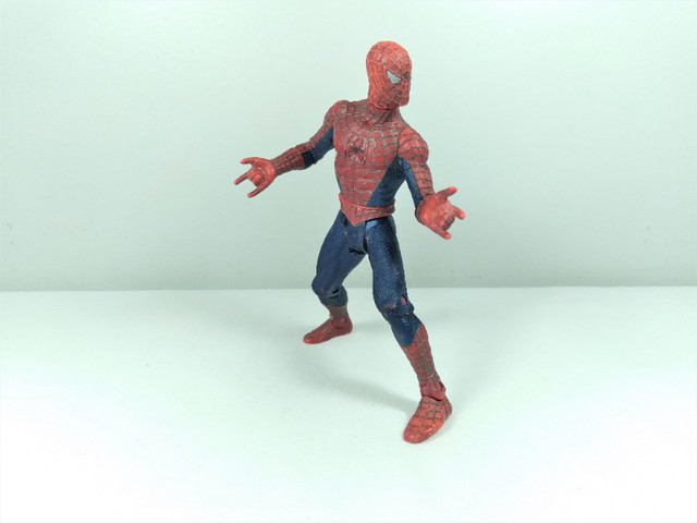 2002 ToyBiz Marvel Spiderman Movie 5.5&quot; Action Figure in Arts & Collectibles in Moncton