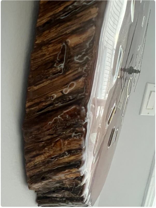 VTG Solid Wood Slab Wall Clock Handmade Gold Roman Numerals in Home Décor & Accents in Gatineau - Image 5