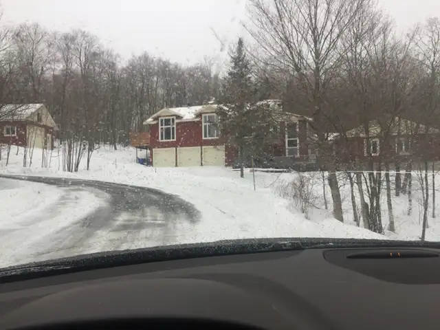 Maison sur la montagne, possibilité bi-génération in Houses for Sale in Laval / North Shore - Image 2