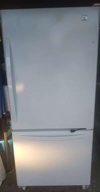 Full size used refrigerator in great condition