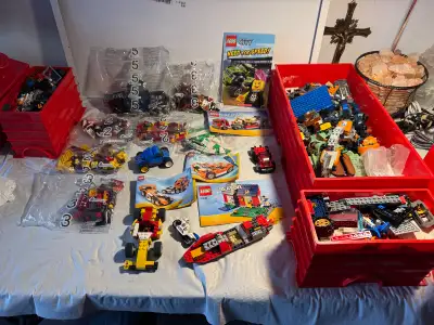 LEGO, LEGOS, BULK LOT, 2 STUD, 8 STUD STORAGE BRICKS INCLUDED PRICE 150$ SEVERAL BAGS ARE UNOPENED,...