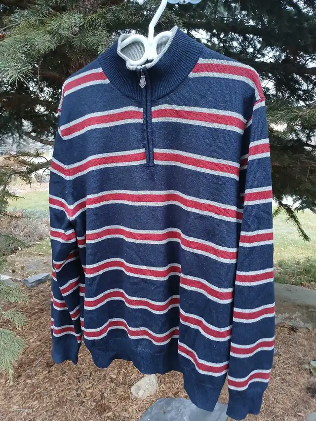 Brooks Brothers Sweater Merino Men XL in Men's in Calgary - Image 2