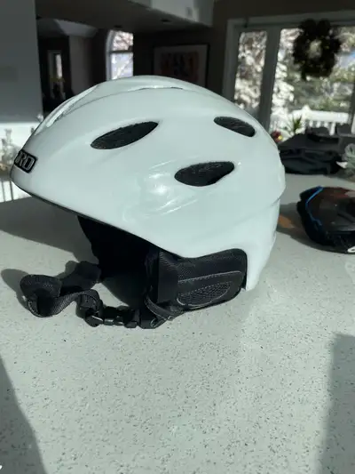 Giro Ski Helmet -size medium, View more