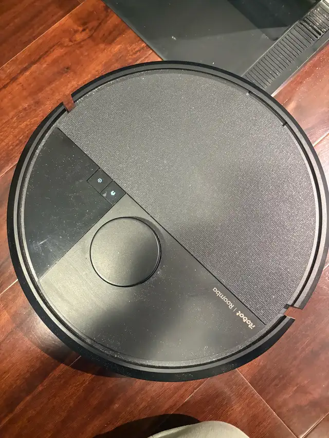 Roomba 505 Robot Vacuum and Mop in Vacuums in City of Toronto - Image 6