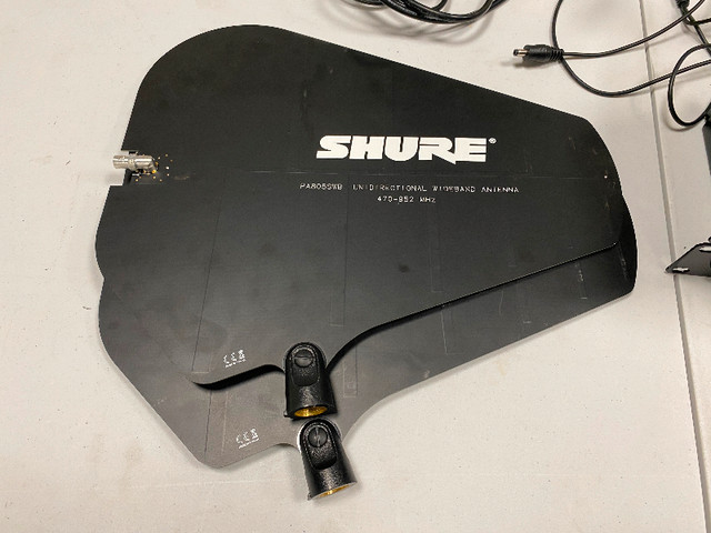 IEM (In-ear monitors) Shure PSM300 in Pro Audio & Recording Equipment in Oshawa / Durham Region - Image 4