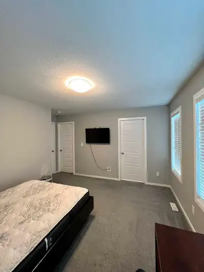 Room rental - New house - East Greens