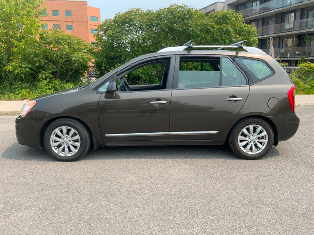 2012 Kia rondo ex v6 dans Autos et camions  à Ville de Montréal - Image 2