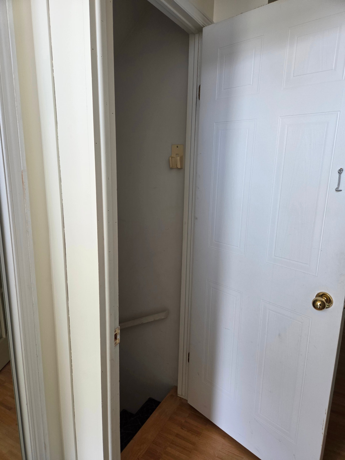 Bachelor sous-sol meuble tout inclus! — photo 2