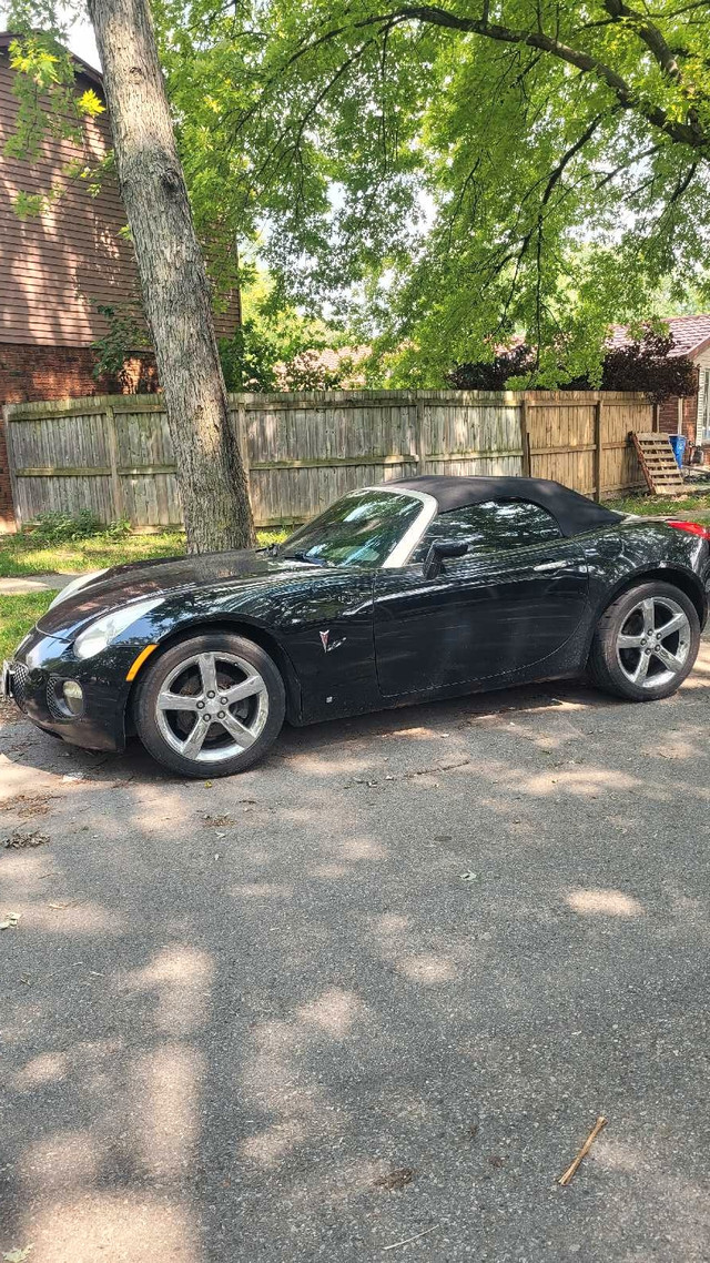 Pontiac solstice gxp in Cars & Trucks in Chatham-Kent - Image 4