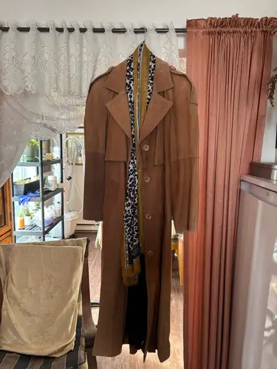 manteau élégant pour femme en cuir, long, View more