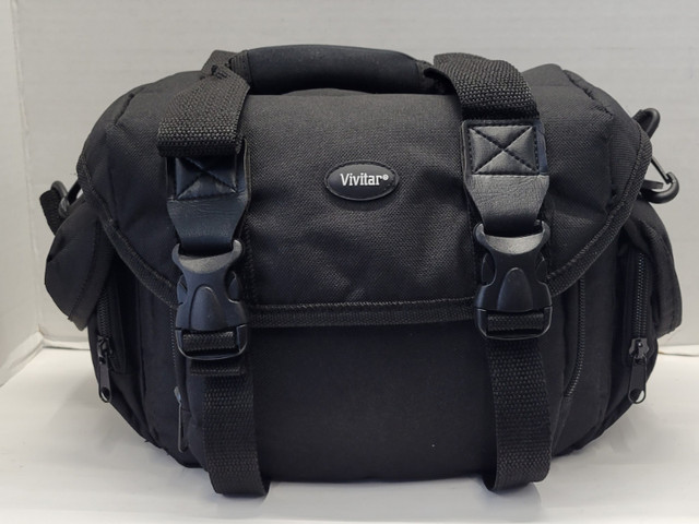 Vivitar Carry On Large Gadget Camera Bag in Cameras & Camcorders in Windsor Region