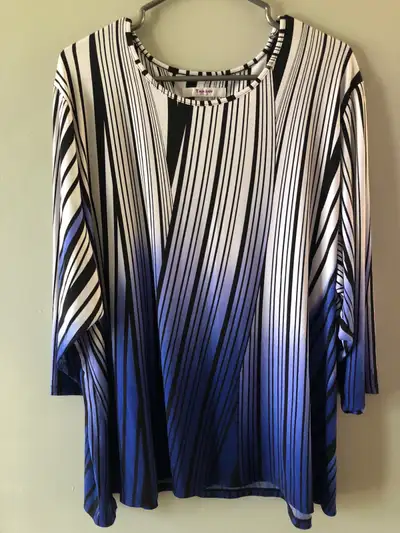 Bag of 19 Plus Size Women Tops, View more