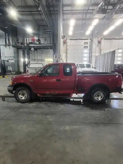 Good old pickup. The engine Runs good, trans shifts good, 4x4 works, has command start. Come dive it...