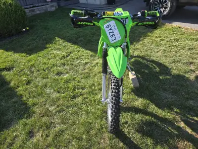 KLX140RL original owner perfect condition needs nothing. 41 hours on motor, 6 oil changes over cours...